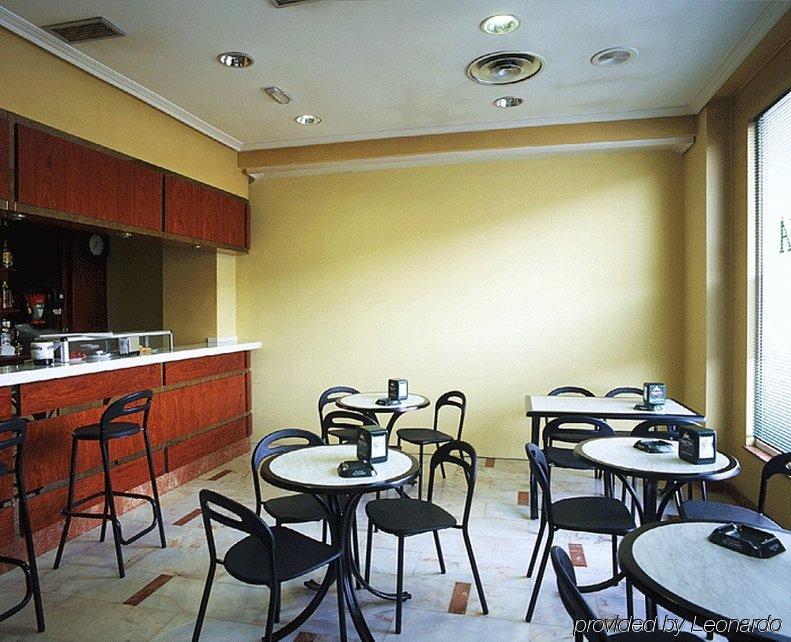 Hotel El Retiro De Cardea Oviedo Restaurace fotografie